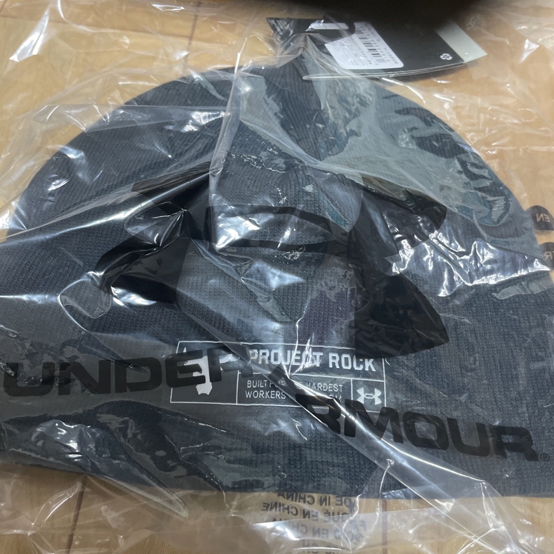 UNDER ARMOUR(アンダーアーマー)のProjectRock アンダーアーマー　トレーニング　ビーニー　キャップ　 メンズの帽子(ニット帽/ビーニー)の商品写真
