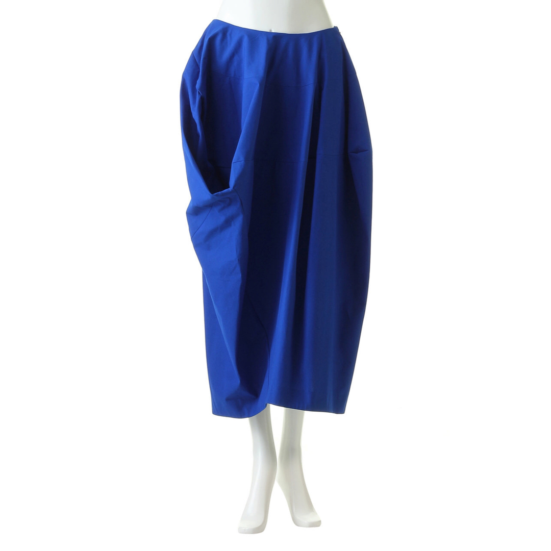 ENFOLD(エンフォルド)のENFOLD コンパクトウェザー ドレープスカート 青 エンフォルド レディースのスカート(ロングスカート)の商品写真