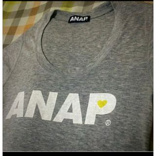 アナップ(ANAP)のANAPグレーレディースカットソー値下げ！(カットソー(半袖/袖なし))