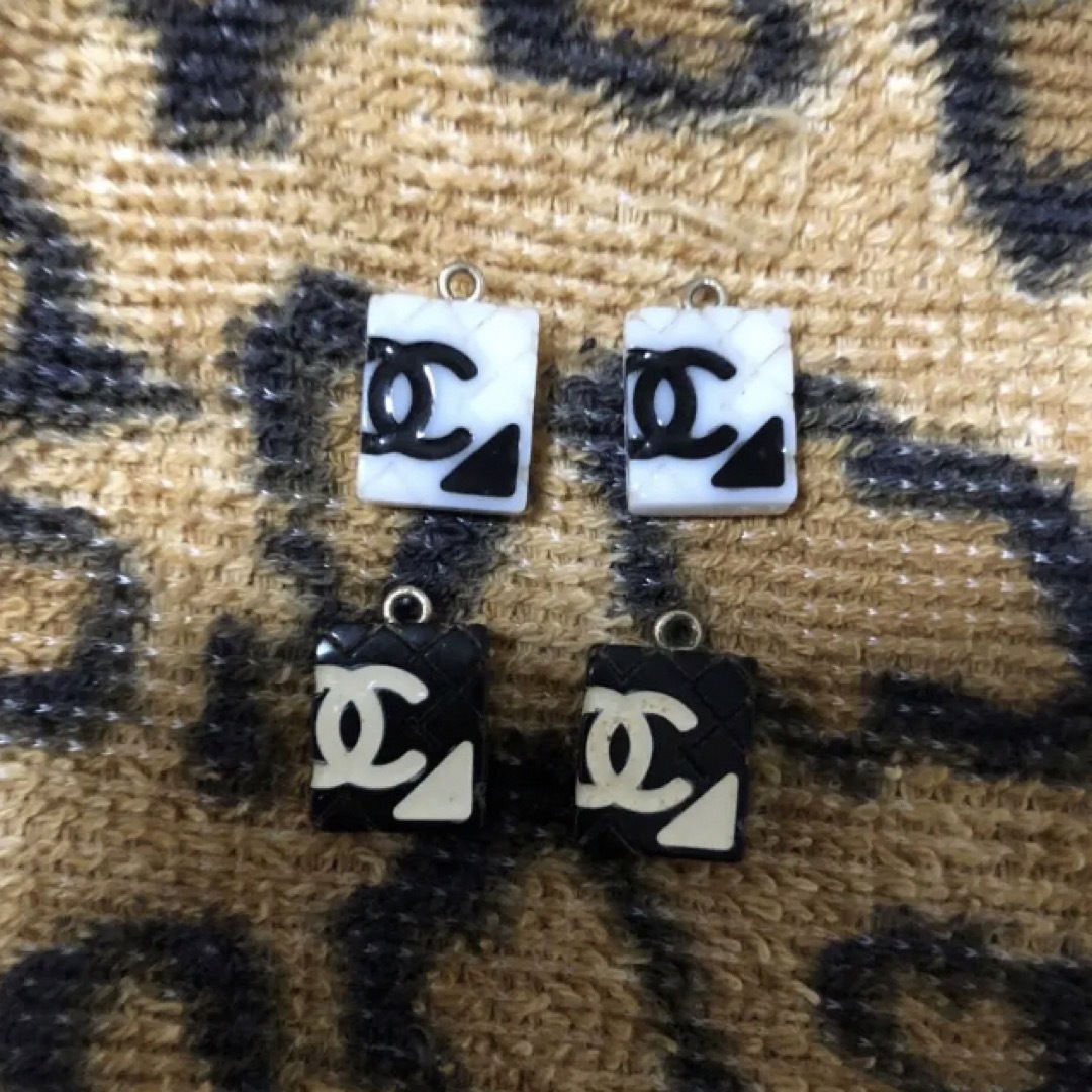 CHANEL - CHANEL カンボンライン ピアス 廃盤 黒の通販 by s CHANEL - CHANEL カンボンライン ピアス 廃盤 黒の通販 by s