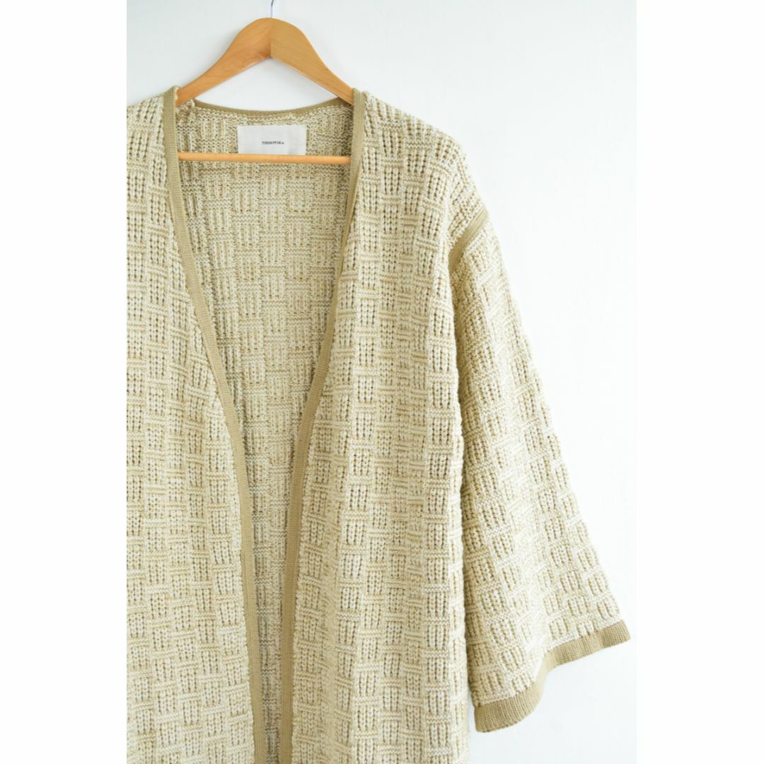 新品 定価2万2000円 TODAYFUL ニット ジャガード ガウン 36 新品 定価2万2000円 TODAYFUL ニット ジャガード ガウン 36
