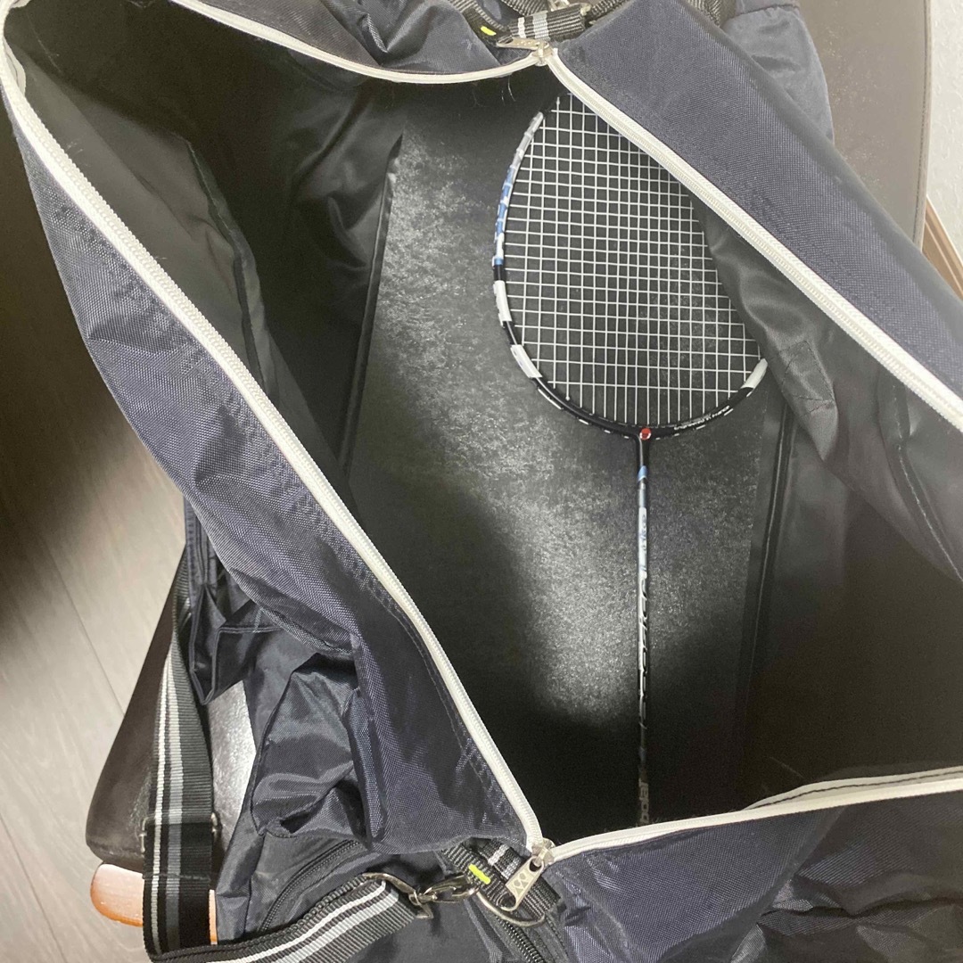 ヨネックス　バック　大きめ スポーツ/アウトドアのテニス(バッグ)の商品写真