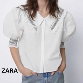 ザラ(ZARA)のスモッキングディテール ポプリンブラウス　S(シャツ/ブラウス(半袖/袖なし))