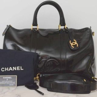 CHANEL - CHANEL 2WAY エナメル ボストン ショルダー・ハンドバッグ