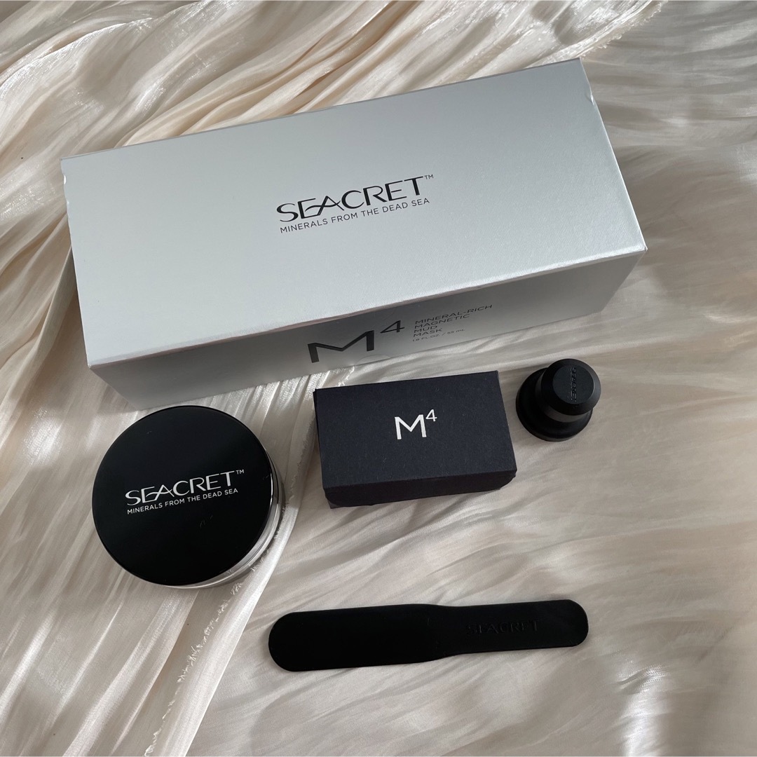 シークレット　SECRET ミネラルリッチマグネティックマットマスク 光　肌 | フリマアプリ ラクマ