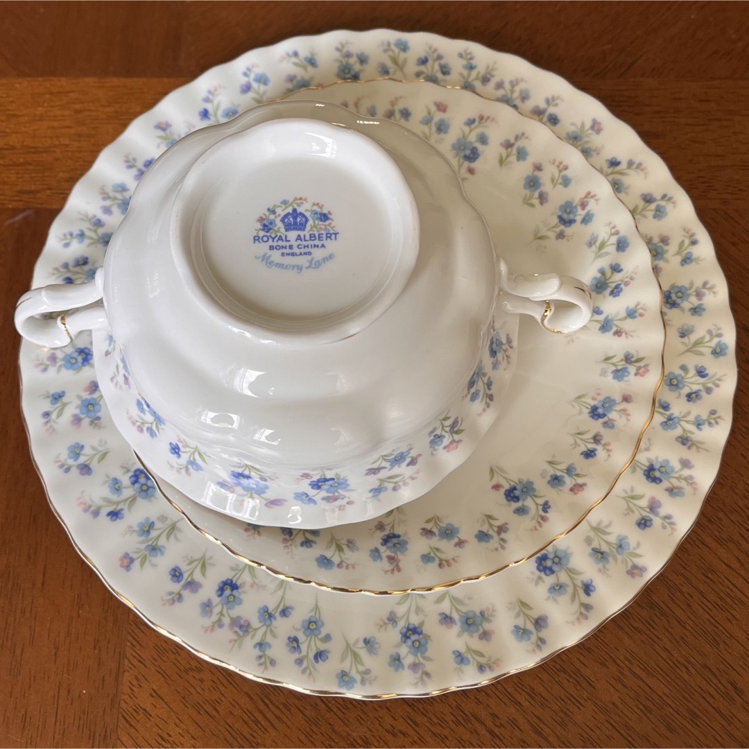 ROYAL ALBERT - 【レア美品】ロイヤルアルバート☆メモリーレーン
