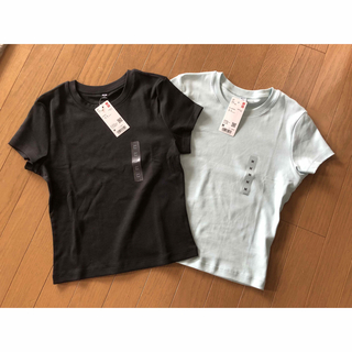 ユニクロ(UNIQLO)の新品　ユニクロ　レディース　ミニT（半袖）　黒、ライトブルー　二枚セット(Tシャツ(半袖/袖なし))