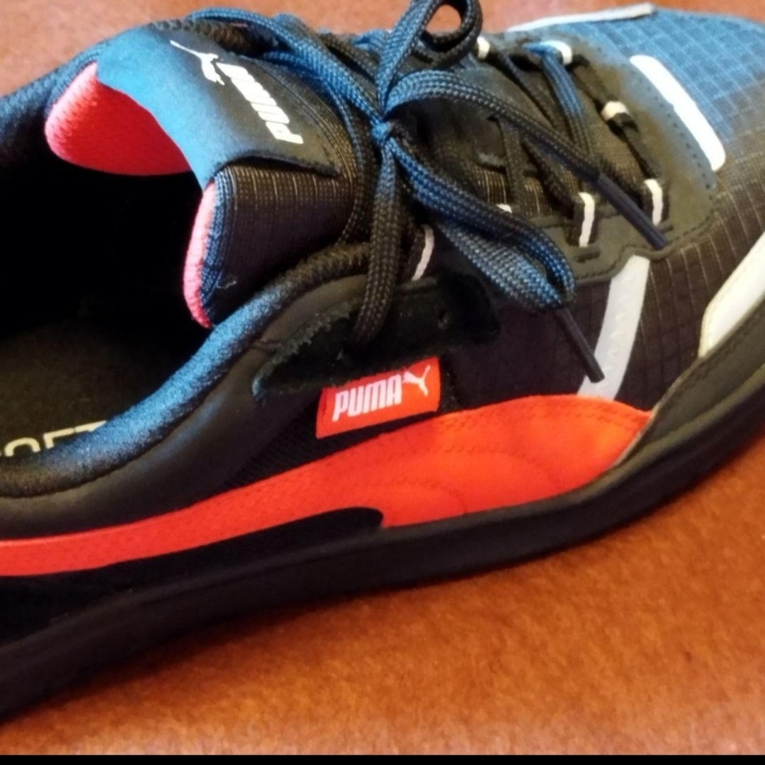 PUMA(プーマ)のPUMA×Ferrariモデル　スニーカー 26cm（一度使用）スニーカー メンズの靴/シューズ(スニーカー)の商品写真