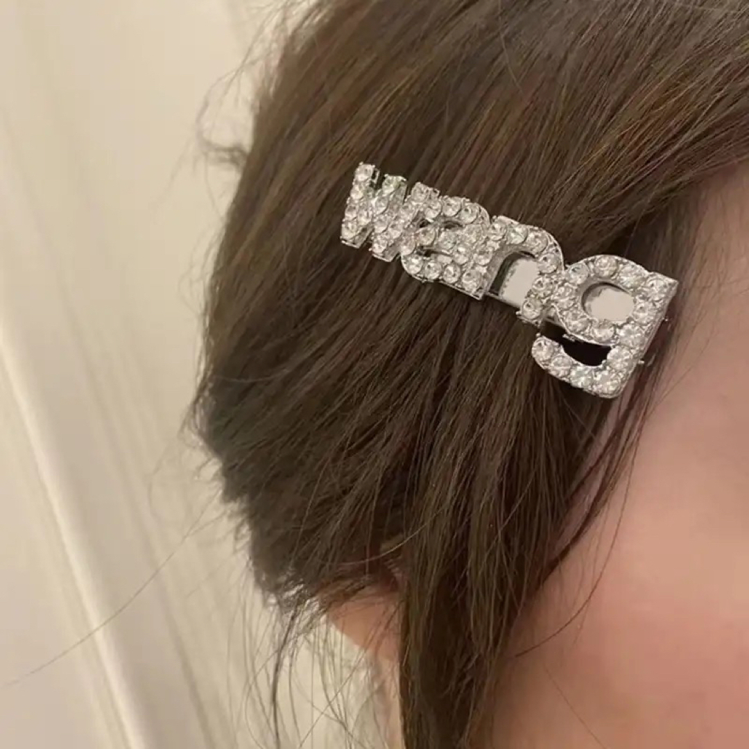 Alexander Wang(アレキサンダーワン)のアレキサンダーワンヘアピン シルバー レディースのヘアアクセサリー(ヘアピン)の商品写真