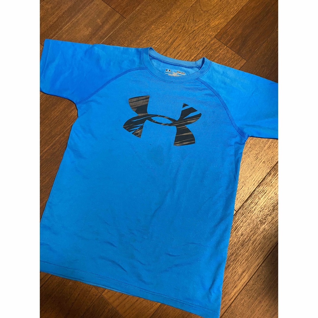 UNDER ARMOUR(アンダーアーマー)のアンダーアーマー　ジュニア　Tシャツ　YSM キッズ/ベビー/マタニティのキッズ服男の子用(90cm~)(Tシャツ/カットソー)の商品写真