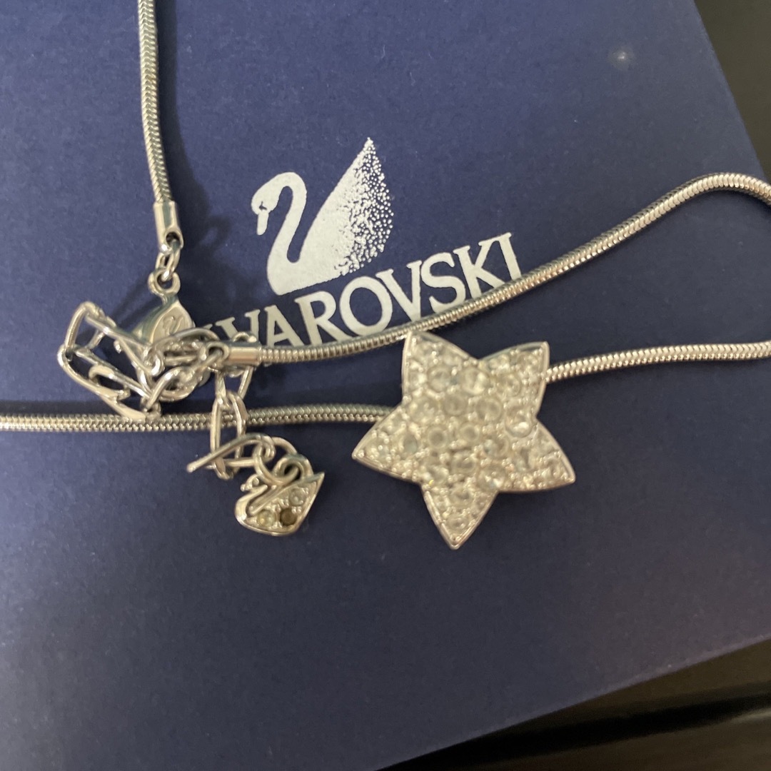 スワロフスキー　SWAROVSKI 星　スター　ネックレス