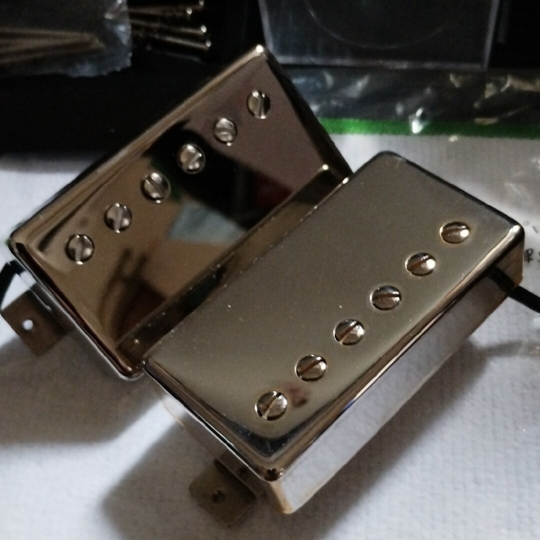 Seymour Duncan(セイモアダンカン)のSeymour Duncan　SH-1セット　カバー付き 楽器のギター(パーツ)の商品写真