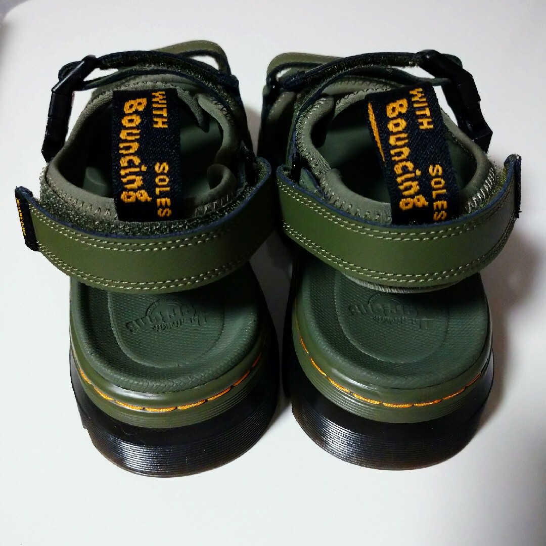 Dr.Martens(ドクターマーチン)の★値下げ Dr.Martens FORSTER サンダル カーキグリーン 23㎝ レディースの靴/シューズ(サンダル)の商品写真