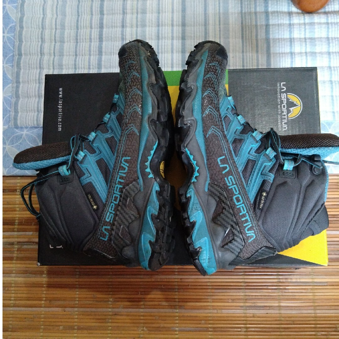 LA SPORTIVA Trail Speed Alu ３段式折り畳みポール