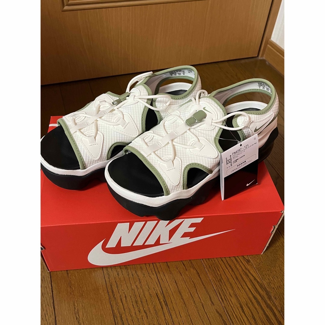 ①AIR MAX KOKO SANDALエア マックス ココ サンダル