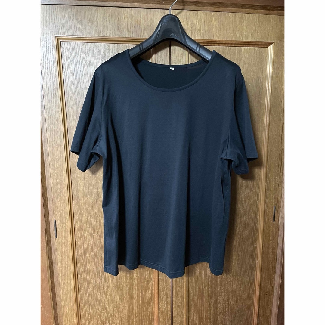 着回せる黒　半袖 4L5L ラウンドネック レディースのトップス(Tシャツ(半袖/袖なし))の商品写真