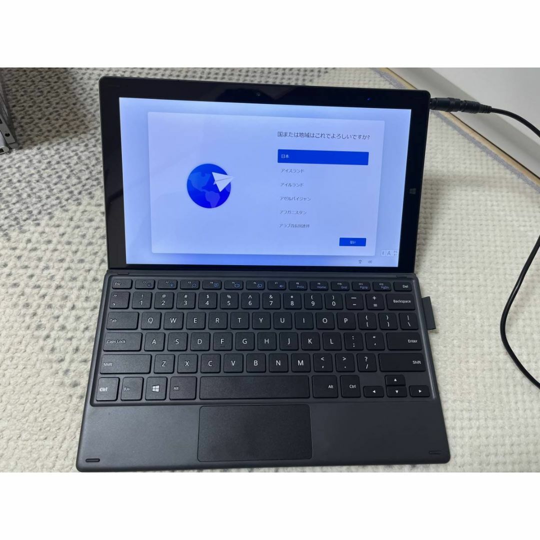 稼働品 CHUWI 2in1タブレットPC UBook Windows11 スマホ/家電/カメラのPC/タブレット(タブレット)の商品写真