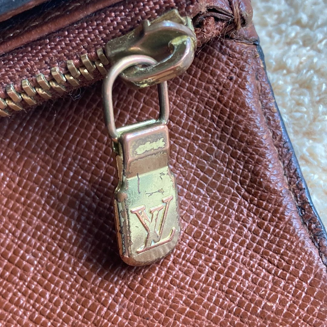 LOUIS VUITTON(ルイヴィトン)のLOUIS VUITTON　ルイヴィトン　モノグラム　長財布 レディースのファッション小物(財布)の商品写真