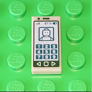 レゴ(Lego)の【新品】LEGO スマホ《Ｂ》レゴ ミニフィギュア アイテム(知育玩具)