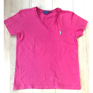 ポロラルフローレン(POLO RALPH LAUREN)のRALPH LAUREN SPORTS ロゴVネックTシャツ　ピンク(Tシャツ(半袖/袖なし))