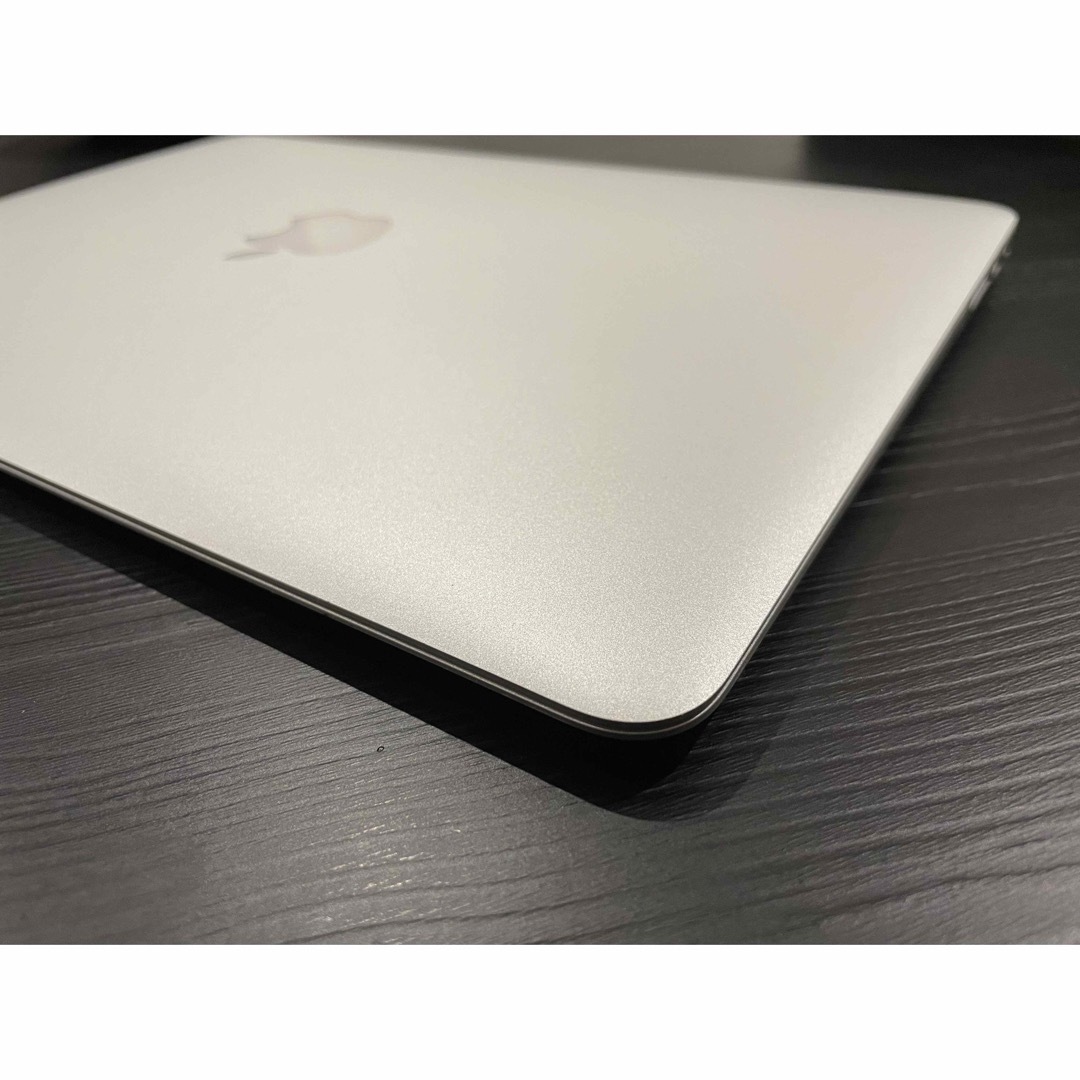 MAC(マック)のmacbook air 2017 13インチ　Apple super drive スマホ/家電/カメラのPC/タブレット(ノートPC)の商品写真