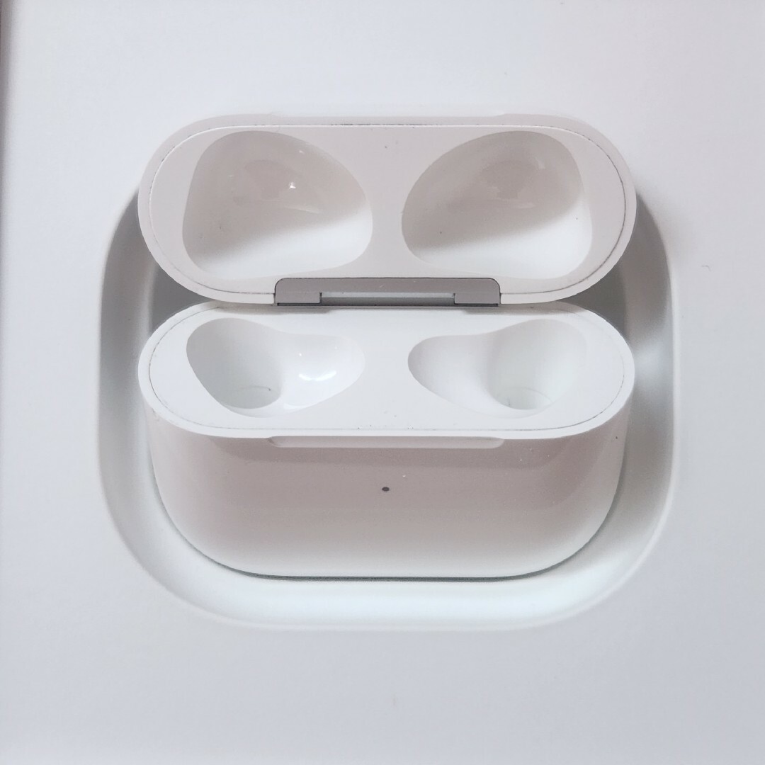 Apple正規品　AirPods 第3世代　充電ケース　充電器　第三世代 4