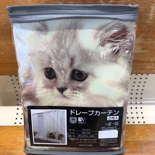 カーテン　ねこ(カーテン)