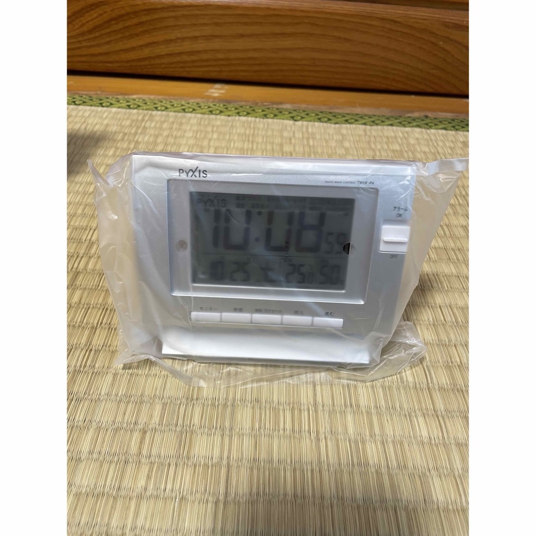 時計 めざまし時計 電波クロック PYXIS インテリア/住まい/日用品のインテリア小物(置時計)の商品写真