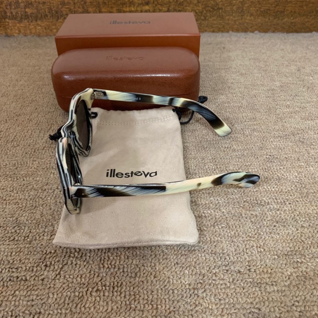 BEAUTY&YOUTH UNITED ARROWS - illesteva サングラス Leonard Ⅱ