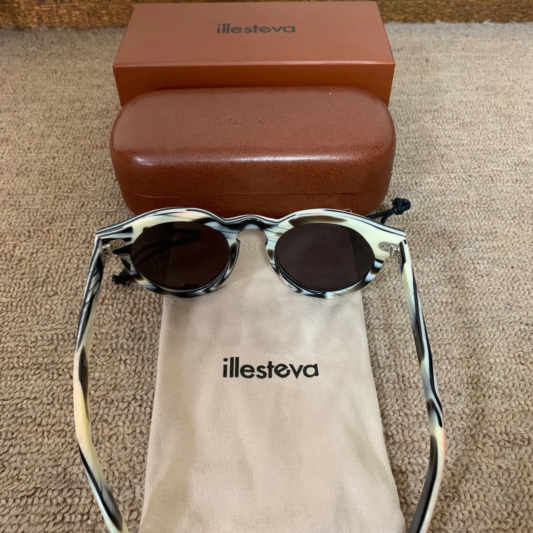 illesteva サングラス Leonard Ⅱ イレステーバ 大特価セール開催中
