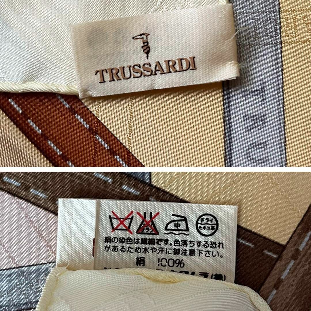 優しいお色味　トラサルディ　シルクスカーフ　87×87 5