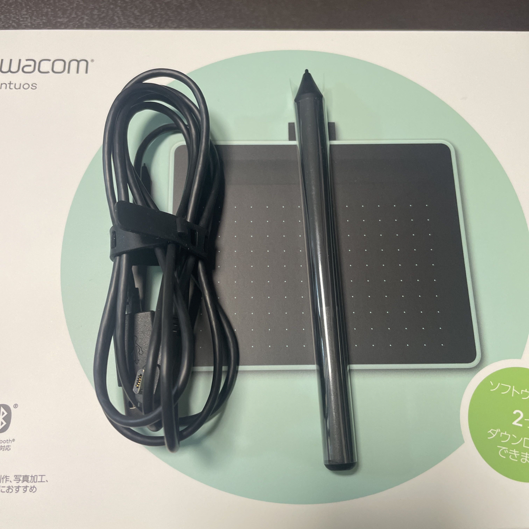 Wacom(ワコム)のワコム 板タブ　Wacom Intuos Small ピスタチオグリーン スマホ/家電/カメラのPC/タブレット(その他)の商品写真