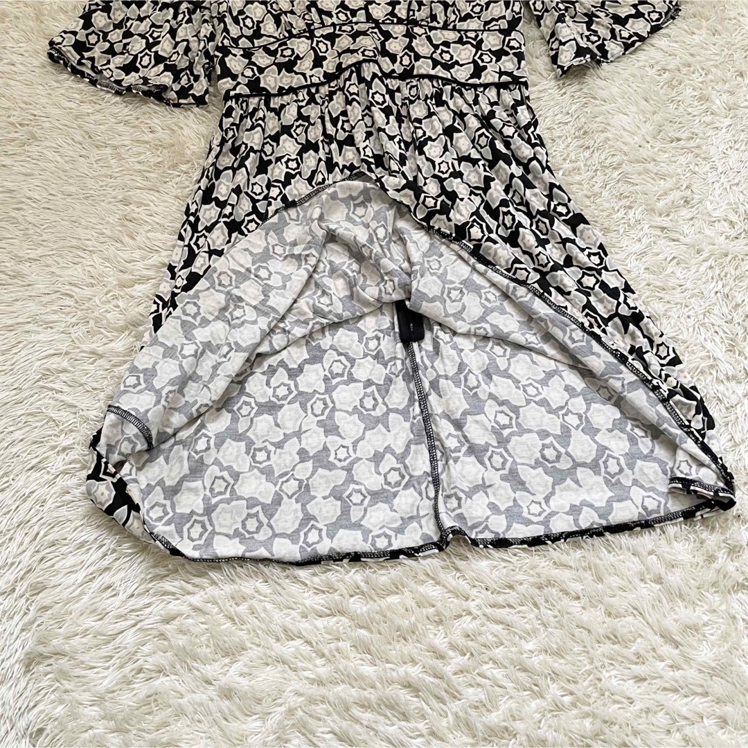 JILLSTUART - JILLSTUARTジルスチュアート☆花柄 ワンピース JILLSTUART - JILLSTUARTジルスチュアート☆花柄 ワンピース