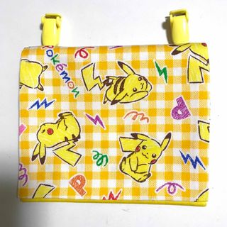 移動ポケット　ピカチュウ柄／イエローA(外出用品)