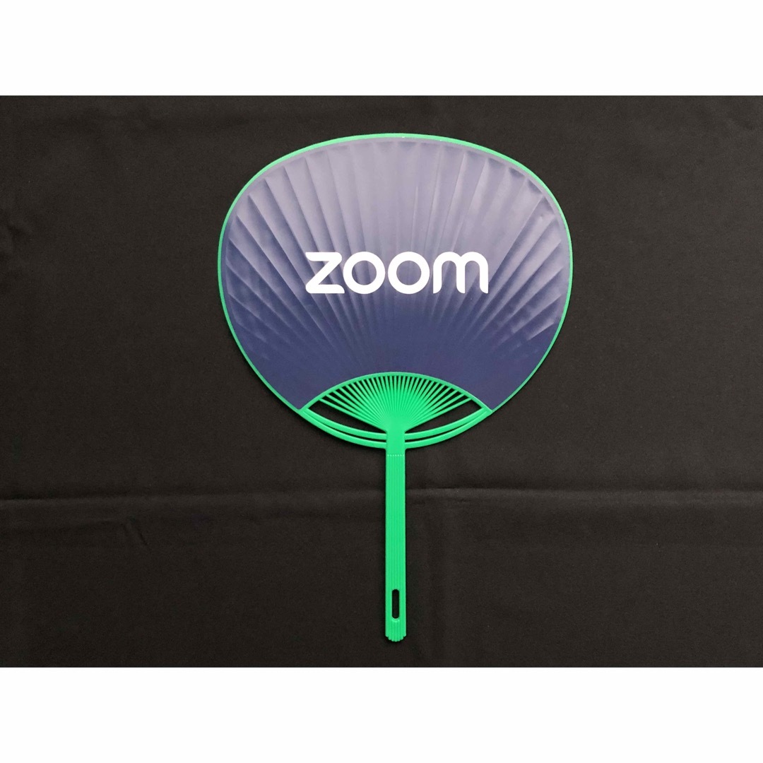 Zoom(ズーム)の【新品未使用・非売品】zoomロゴ入Tシャツ（男女兼用）・エコバッグ・団扇セット レディースのトップス(Tシャツ(半袖/袖なし))の商品写真