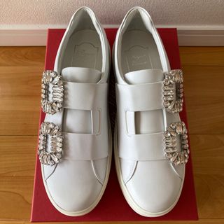 ROGER VIVIER - 新品 未使用 ロジェヴィヴィエ スニーカー レザーの ...