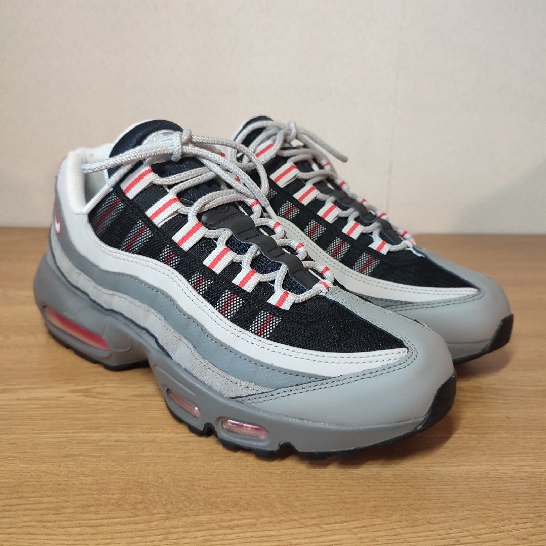 大人気 キムタク着用 完売 NIKE AIR MAX 95 ESSENTIAL