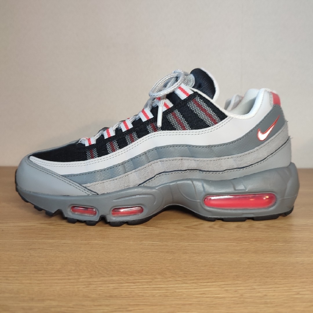 大人気 キムタク着用 完売 NIKE AIR MAX 95 ESSENTIAL