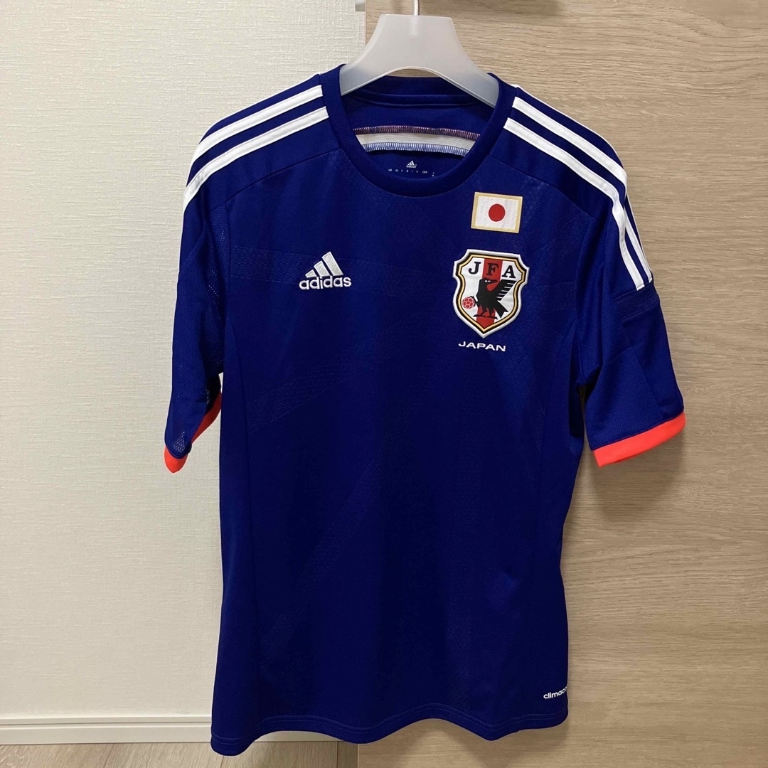 adidas(アディダス)の半額にしました！！【ほぼ未使用】サッカー日本代表レプリカTシャツ スポーツ/アウトドアのサッカー/フットサル(ウェア)の商品写真