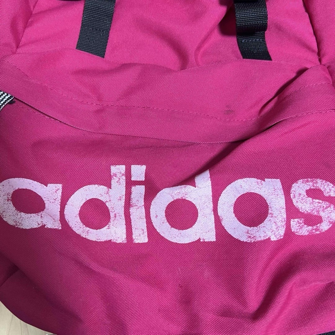 adidas(アディダス)のadidas リュック　ピンク　レディース レディースのバッグ(リュック/バックパック)の商品写真
