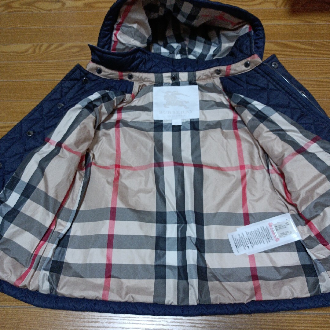 BURBERRY(バーバリー)のサイズ92cm　ジャンバー　ジャンパー　アウター　上着　長袖 キッズ/ベビー/マタニティのキッズ服男の子用(90cm~)(コート)の商品写真