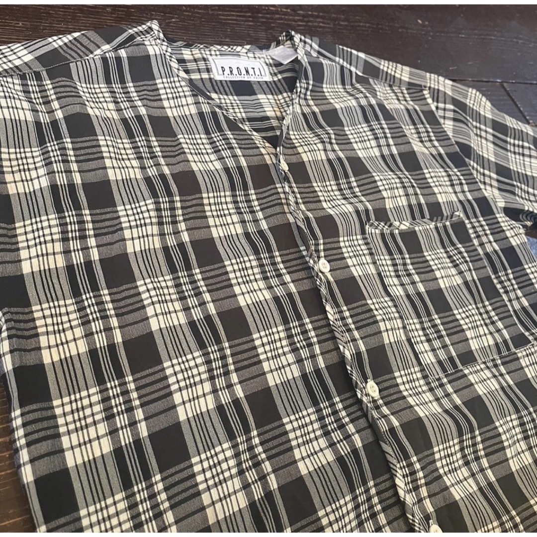 90's vネックチェックシャツ　古着　ビンテージ　アメカジ　y2k メンズのトップス(シャツ)の商品写真