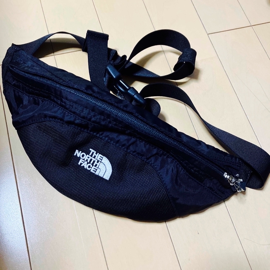 THE NORTH FACE(ザノースフェイス)のとらきち様専用　ザ・ノース・フェイス　ウエストポーチ メンズのバッグ(ウエストポーチ)の商品写真