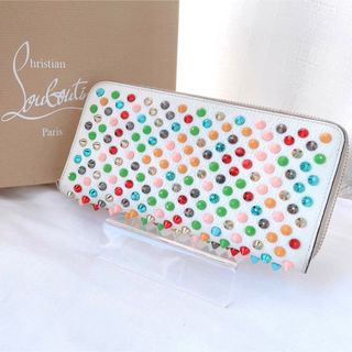 クリスチャンルブタン(Christian Louboutin)のクリスチャンルブタン　パネトーネ　スタッズ　ラウンドファスナー　長財布　美品(長財布)