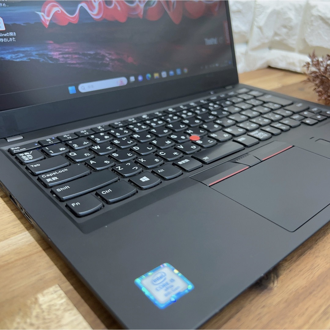 Thinkpad X1 Carbon☘SSD256GB☘ Core i5第8世代