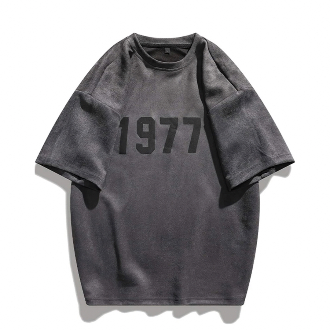 FEAR OF GOD(フィアオブゴッド)の1977 essentials oversized tシャツ カットソー メンズのトップス(Tシャツ/カットソー(半袖/袖なし))の商品写真
