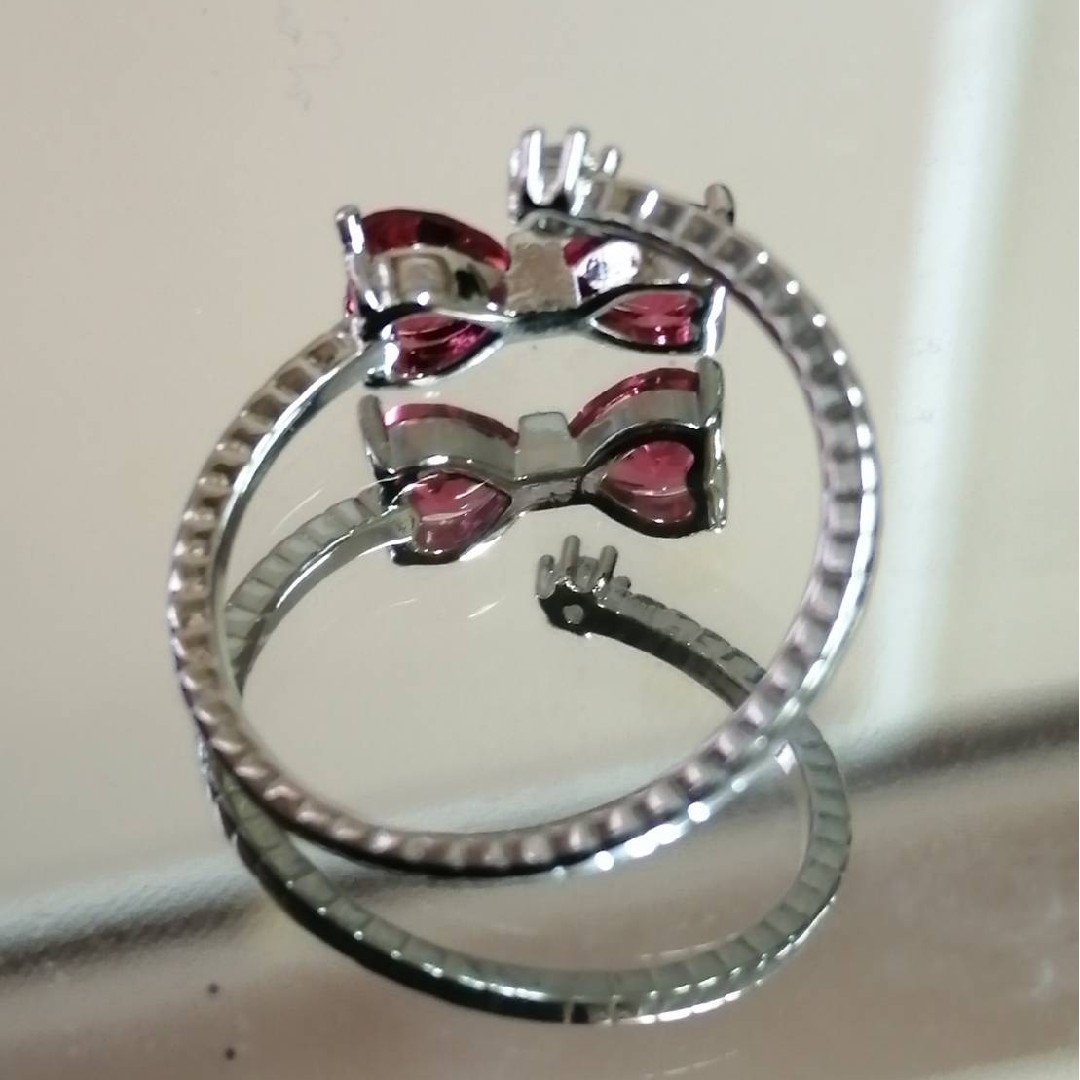 【SALE】リング レディース アクセサリー レッド リボン 指輪 15号 レディースのアクセサリー(リング(指輪))の商品写真