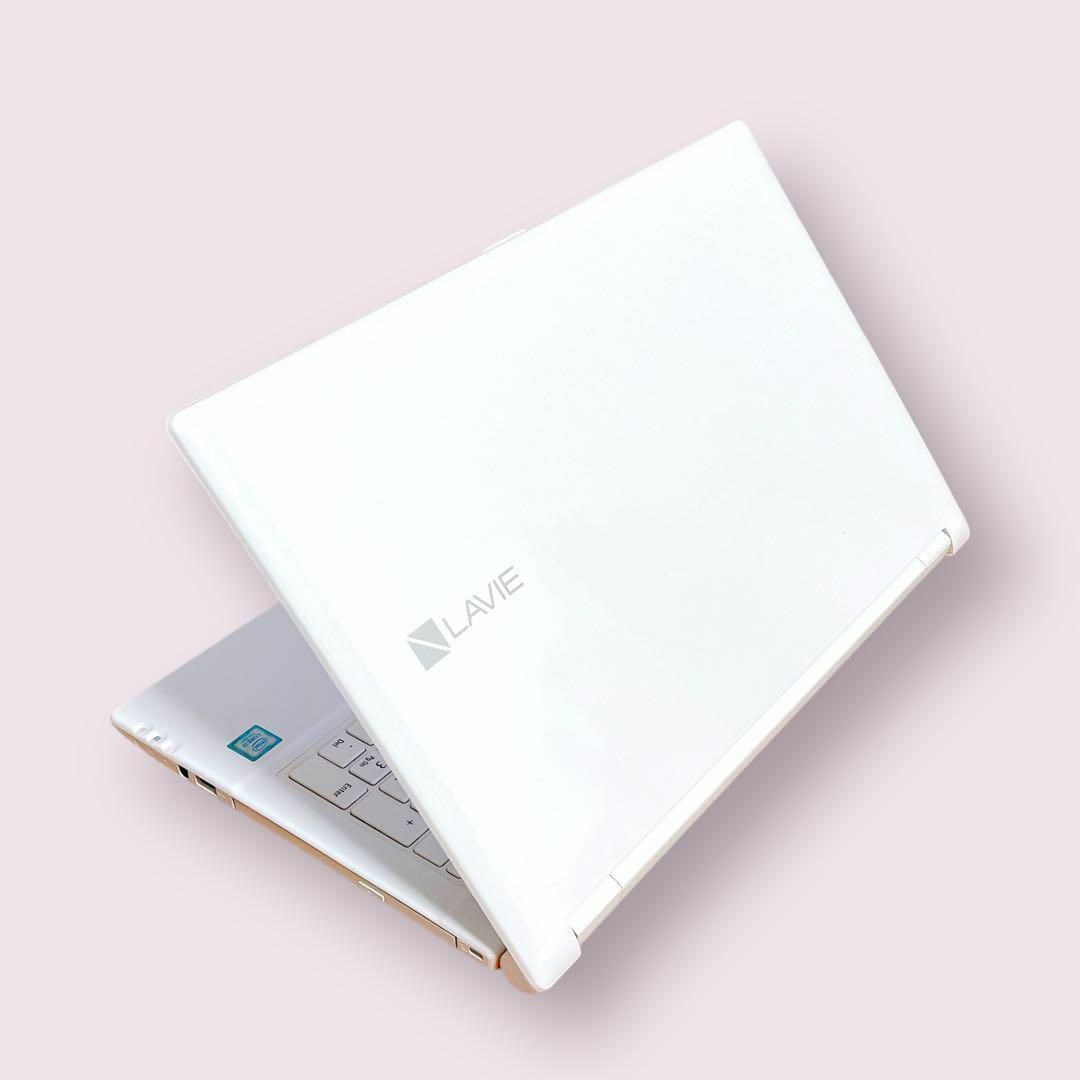 第7世代⭐️高年式&高スペック⭐️SSD512✨メモリ8GB✨白ノート