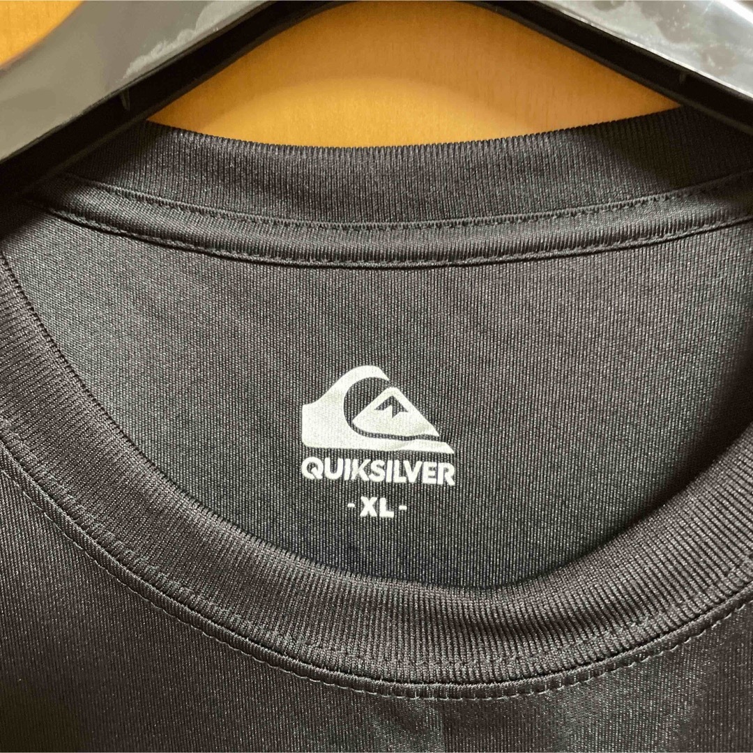 QUIKSILVER(クイックシルバー)の美品クイックシルバー　Tシャツ メンズのトップス(Tシャツ/カットソー(半袖/袖なし))の商品写真