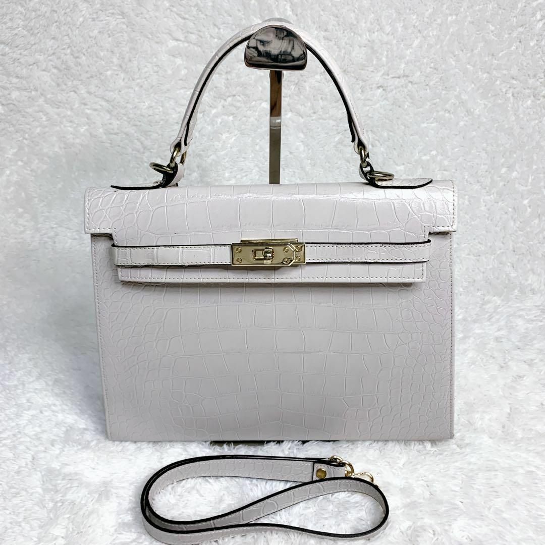 美品 ハンドバッグ 南京錠 金具  2way ショルダーバッグ　ケリー レディースのバッグ(ハンドバッグ)の商品写真